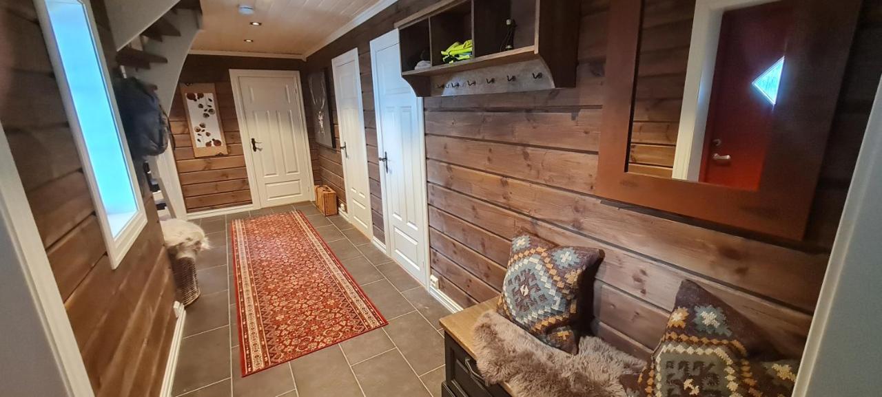 Malangen Lodge Mestervik Eksteriør bilde
