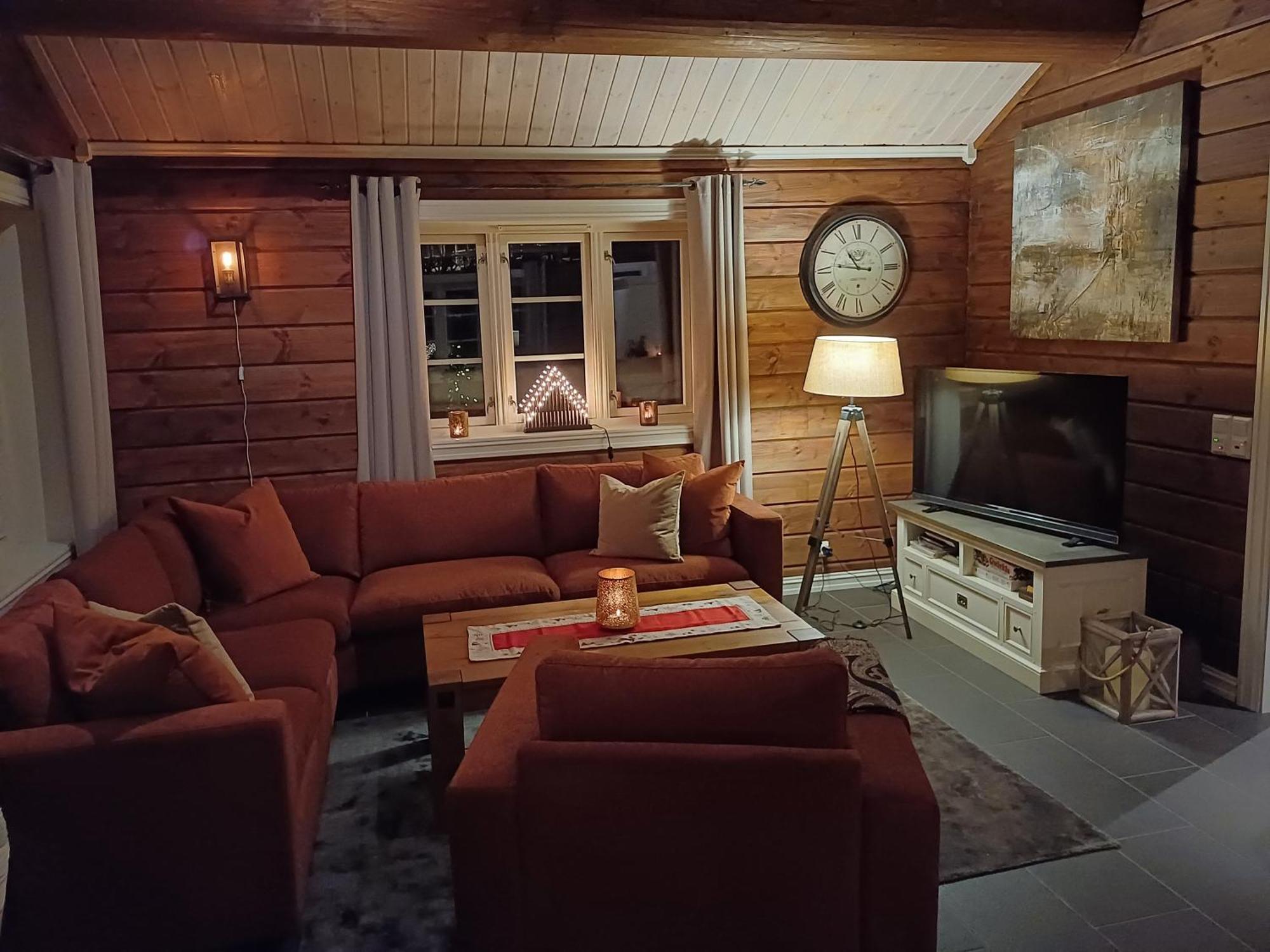 Malangen Lodge Mestervik Eksteriør bilde